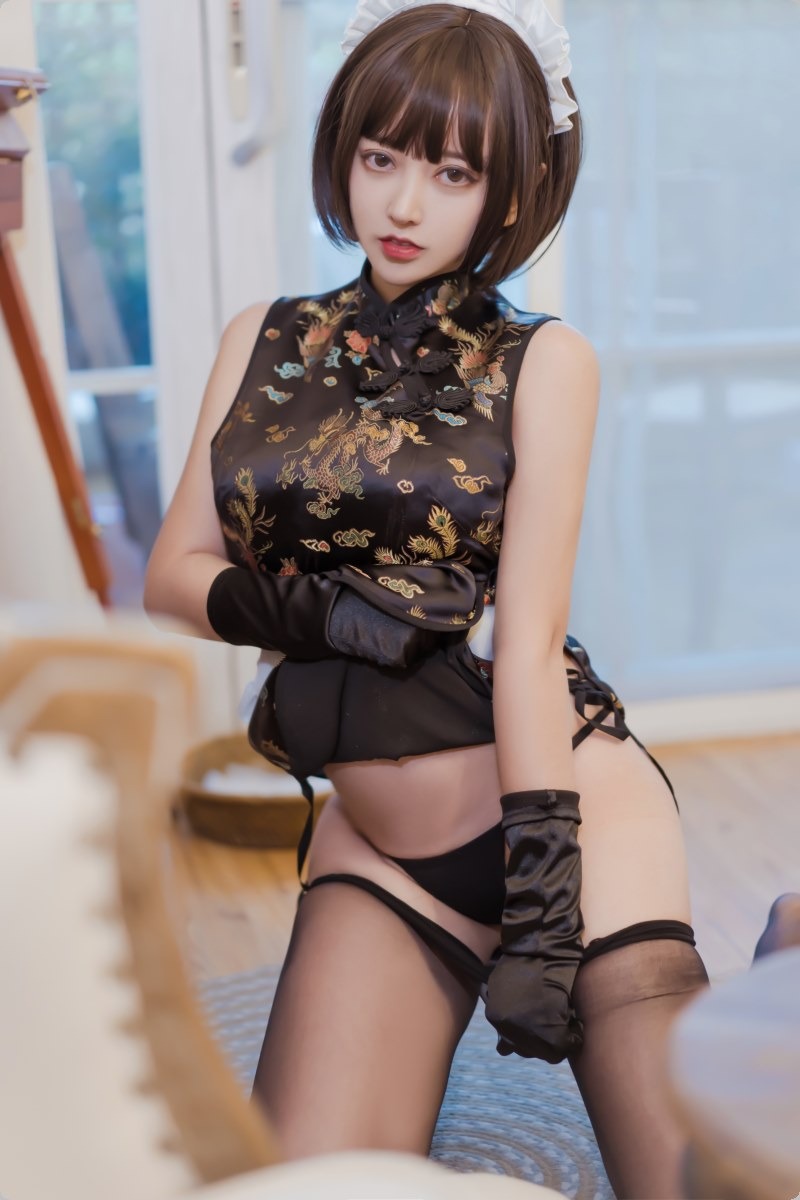 过期米线线喵-黑色旗袍写真集